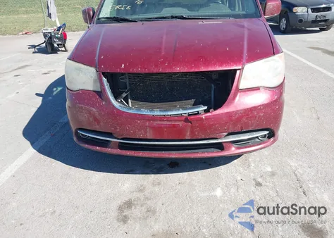 2013 Chrysler Town & Country Touring из США, поврежденный, VIN 2C4RC1BG0DR528986